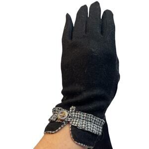 Black Knit Gloves Women's Size S/M